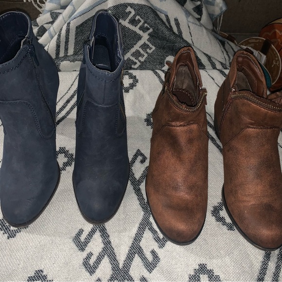 Boots - Picture 2 of 5